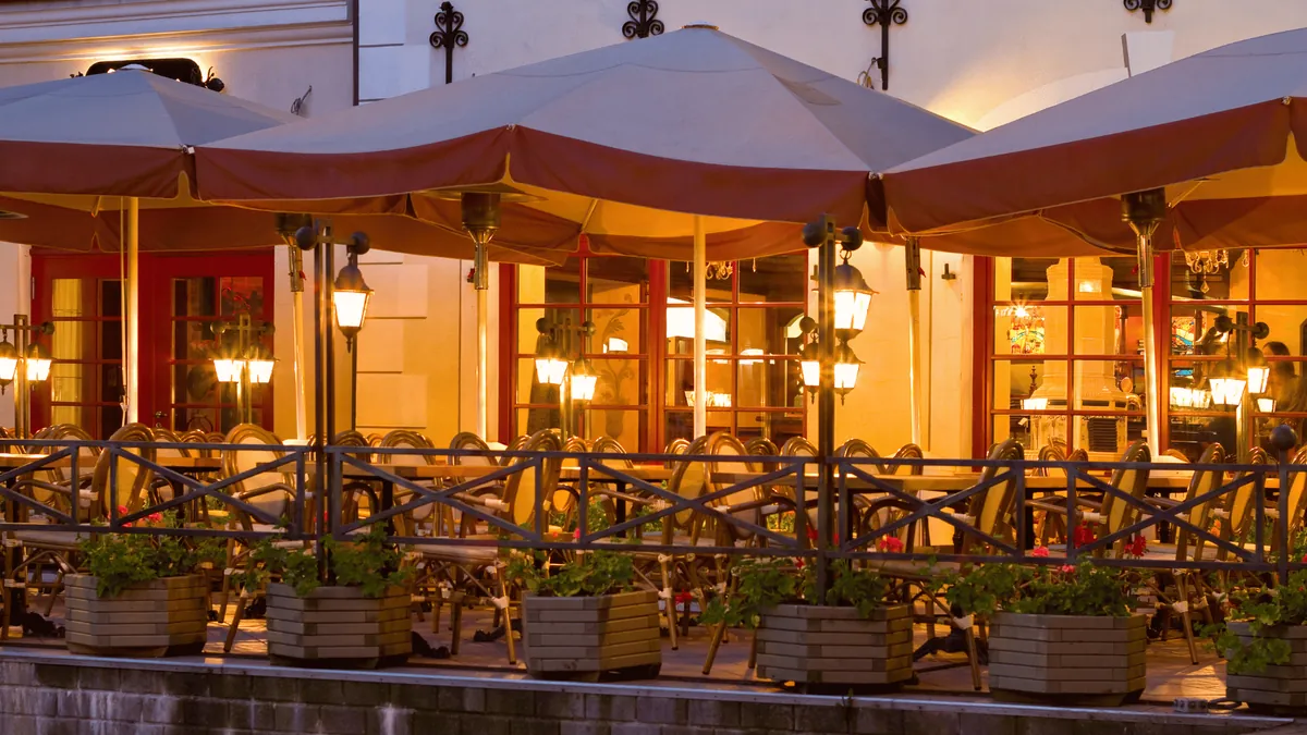 una terraza en el mejor restaurante